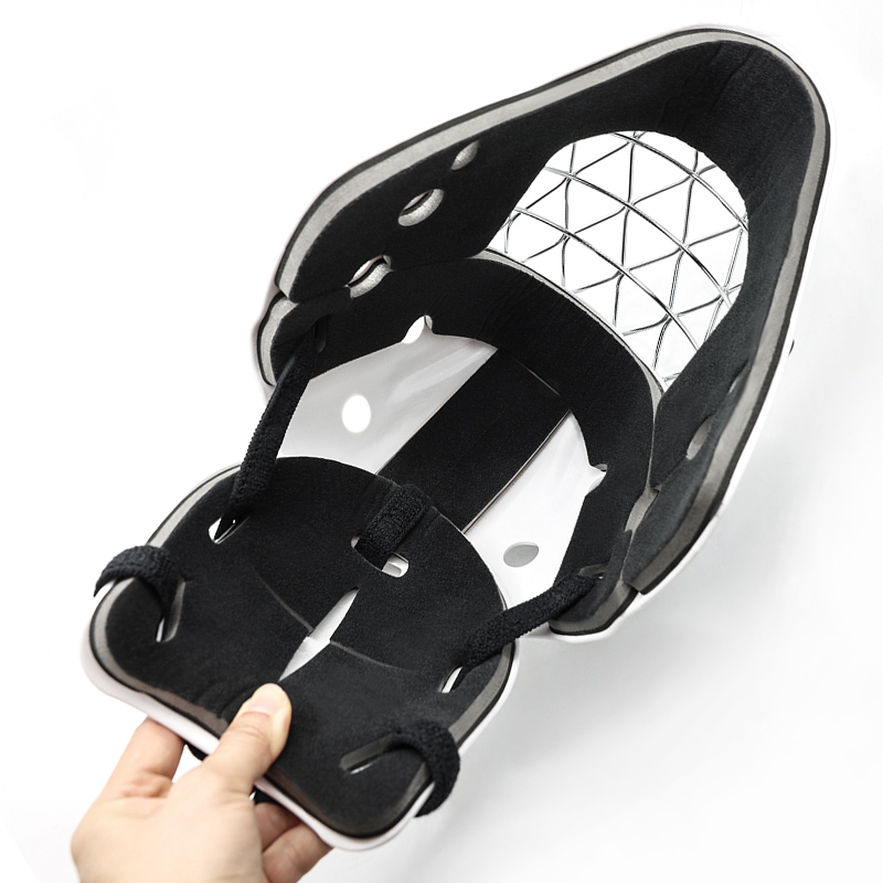 편안한 핏을 갖춘 내구성이 뛰어난 경량 링게트 골키퍼 헬멧